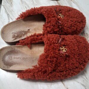 Tory Burch T Charm Mammouth Mule Smoked Paprika Sheep Fur Natural Cork Size 10